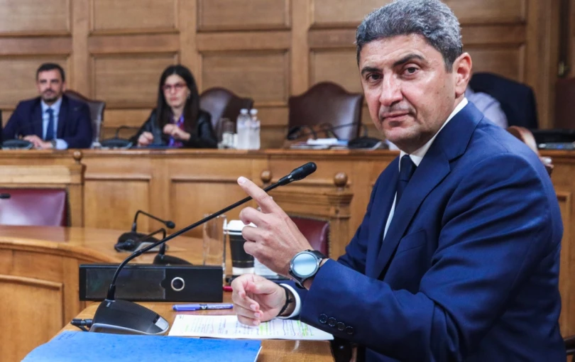 «Είναι σωστό να γλείφει καραμέλα, κύριε πρόεδρε;»