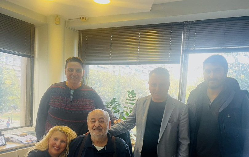 Οι ευχές του νυν στον... πρώην