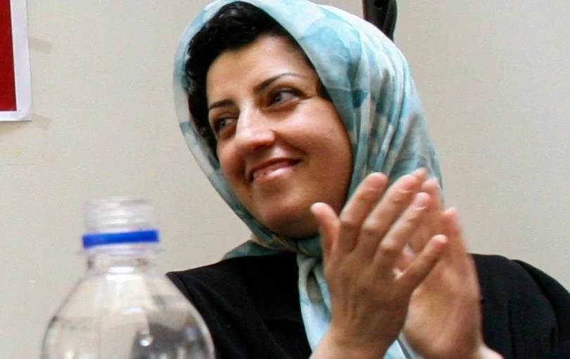 Γαλλία: Η βραβευθείσα με Νόμπελ Ειρήνης Ναργκίς Μοχαμαντί συνελήφθη στο Ιράν