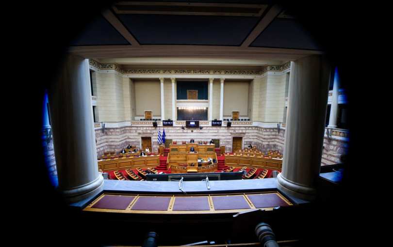 Αντιπολίτευση: «Ποδαρικό» με... εσωκομματικές διαδικασίες και εντάσεις