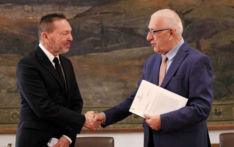 Ν. Κακλαμάνης: Παρέλαβε την ενδιάμεση έκθεση της ΤτΕ για τη Νομισματική Πολιτική του 2025