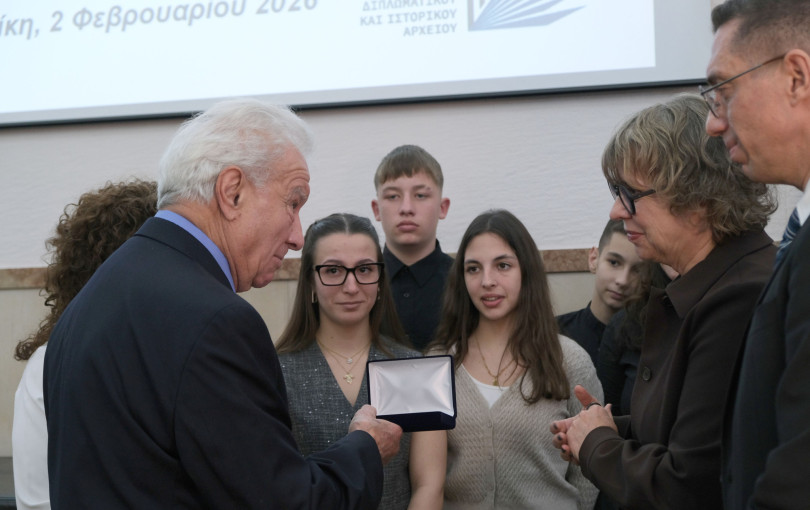 Δικαίωση μετά από 83 χρόνια: Η βέρα και το δαχτυλίδι ενός κρατούμενου των Ναζί επέστρεψαν στον γιο του