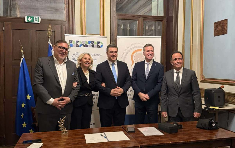 Το ΔΙΠΑΕ ιδρύει παράρτημα στις Βρυξέλες με τη στήριξη του Απόστολου Τζιτζικώστα και της τοπικής Ελληνικής Κοινότητας