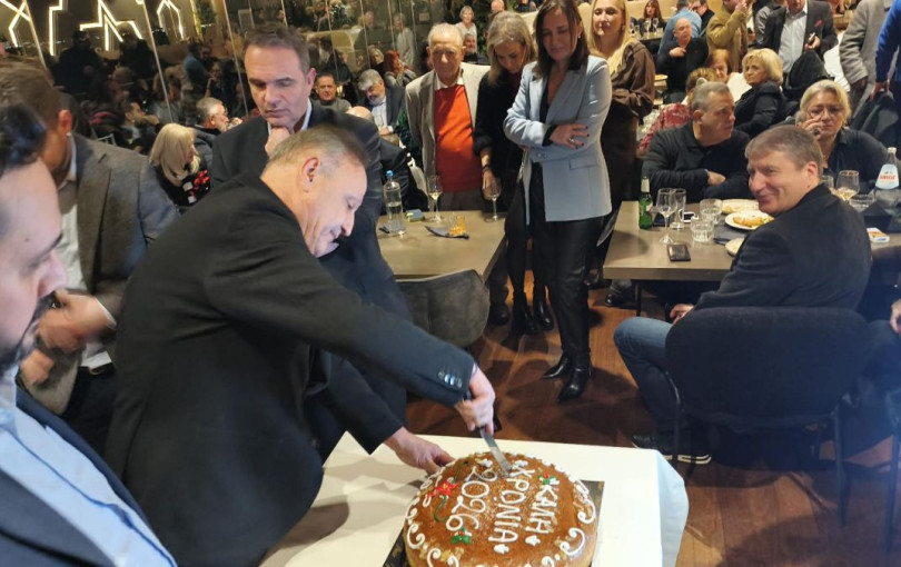 Αγγελούδης: «Κάναμε πολλά, προχωράμε με περισσότερα» - Έκοψε πίτα η «Ομάδα για τη Θεσσαλονίκη» (βίντεο)