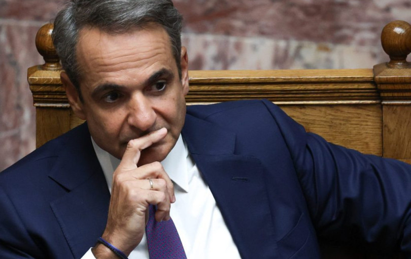 Συνταγματική Αναθεώρηση: με το βλέμμα  προς το κέντρο ο Μητσοτάκης Γράφει ο Μποξέρ*