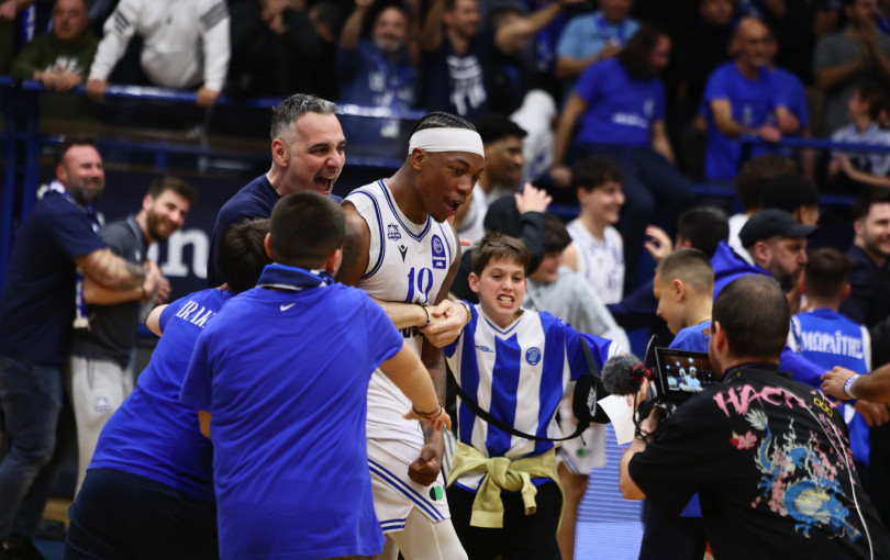 Μπάσκετ: Ο εκπληκτικός Ηρακλής επέστρεψε από το -21 και ταπείνωσε τον Παναθηναϊκό στο «καυτό» Ιβανώφειο (βίντεο)