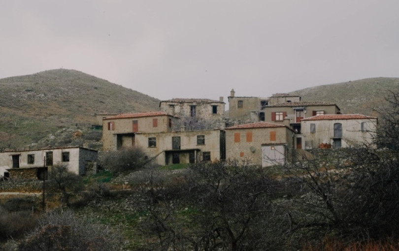 Ιστορίες της Ίμβρου: Το «EXILE(S)» φωτίζει τα τραύματα και τις μνήμες ενός αιώνα