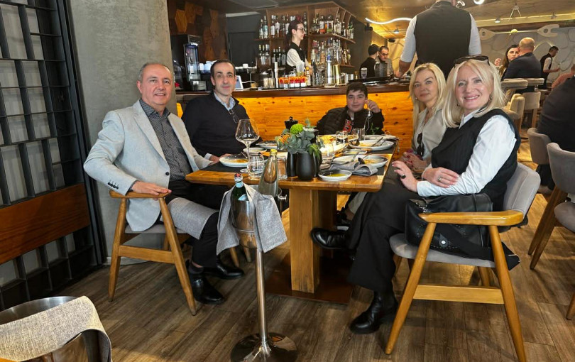 Γεύμα στα «Γράδα»