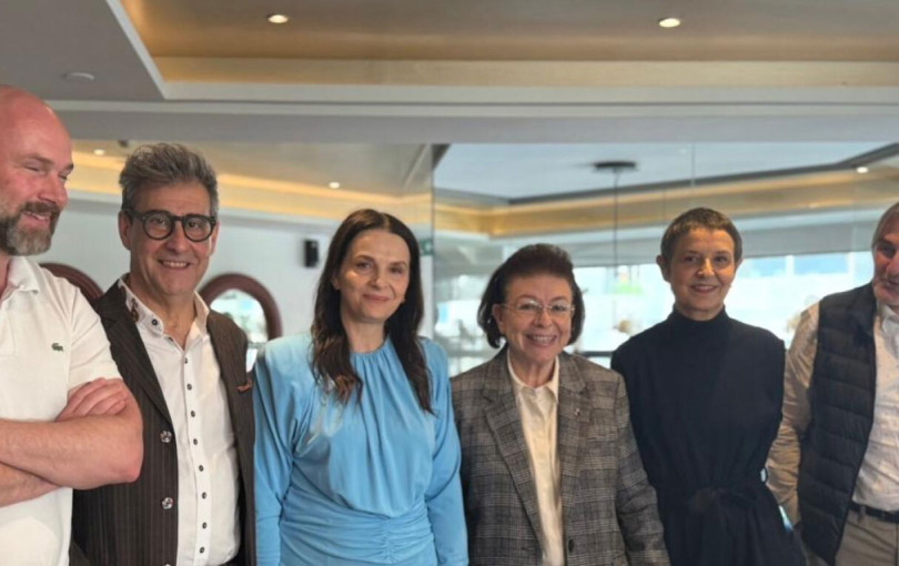 Συνάντηση Ζιλιέτ Μπινός με τη Λίνα Μενδώνη: Στο επίκεντρο τα ευρωπαϊκά βραβεία κινηματογράφου στην Αθήνα