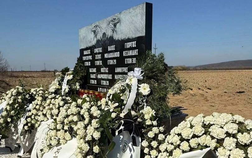 Τελέστηκε το μνημόσυνο των επτά οπαδών του ΠΑΟΚ στη Ρουμανία - Ανεγέρθηκε μνημείο προς τιμήν τους (βίντεο)
