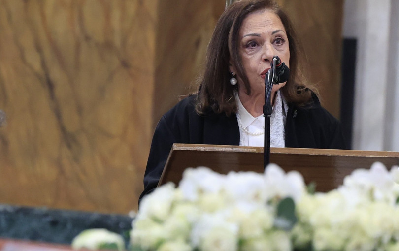 Συγκίνησαν Νταλάρας, Αλεξίου στους επικήδειους της Μαρινέλλας: «Όλος ο Ελληνισμός μιλάει για εσένα» (βίντεο)