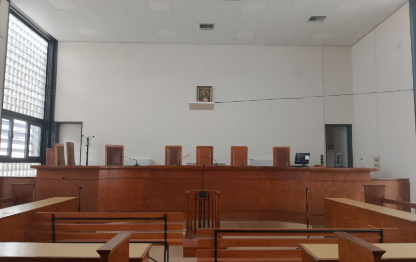 Βόλος: 35χρονος απολογείται για επίθεση στους γονείς του - Κατηγορίες για ληστεία και απειλές