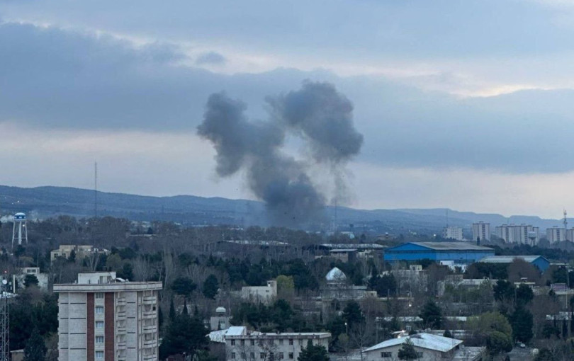 Σχέδιο για κατάπαυση του πυρός έλαβαν ΗΠΑ και Ιράν από το Πακιστάν: Στο επίκεντρο η επαναλειτουργία των Στενών του Ορμούζ