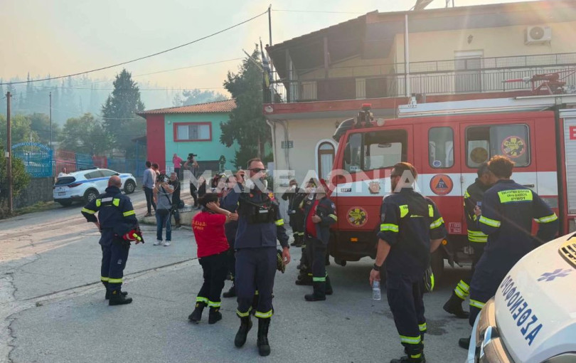 Θεσσαλονίκη: Αγωνία για ένα 12χρονο που αγνοείται στη φωτιά στο Δερβένι