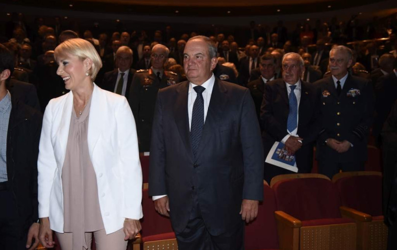 Η Παοκτσού Νατάσα Παζαΐτη Η Παοκτσού Νατάσα Παζαΐτη