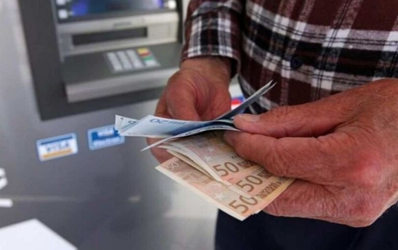 Συντάξεις Μαρτίου: Πότε θα πιστωθούν τα ποσά στους λογαριασμούς των δικαιούχων