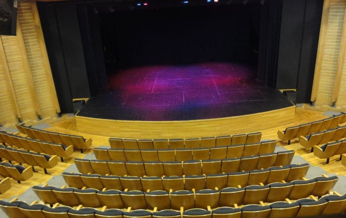 Επιστρέφει στη Θεσσαλονίκη η πολυθρόνα με την Εύχαρις...: Mαζί μαλώνουμε και χώρια (δεν) μπορούμε;