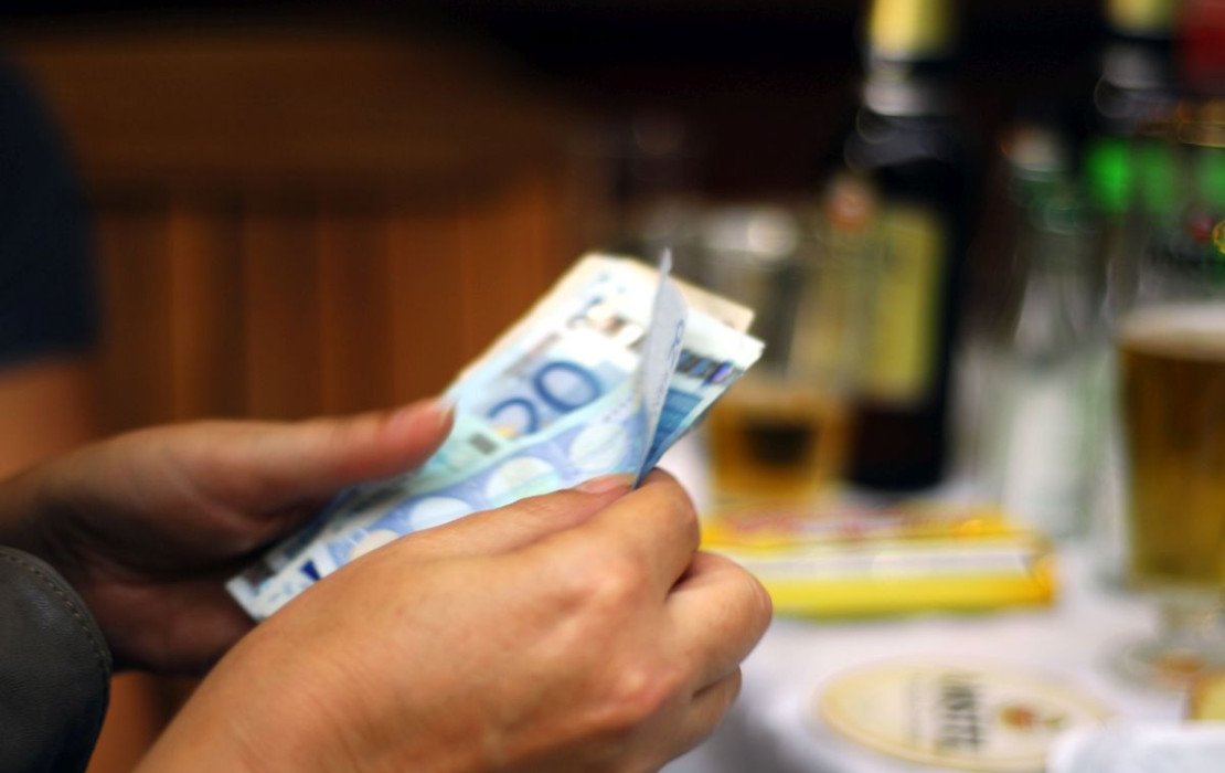 Καταβάλλεται μέχρι την Μεγάλη Τετάρτη το δώρο Πάσχα - Όλα όσα πρέπει να γνωρίζετε