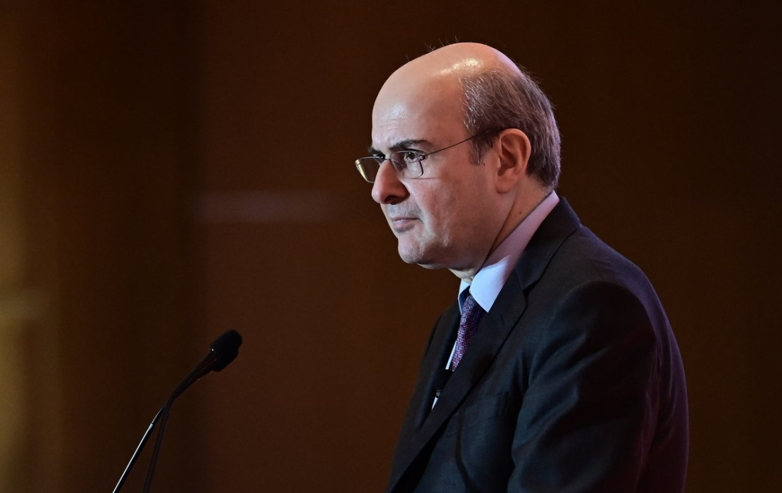 Κ. Χατζηδάκης: «Πριν το Πάσχα θα ανακοινωθεί η επόμενη αύξηση του κατώτατου μισθού» (βίντεο)