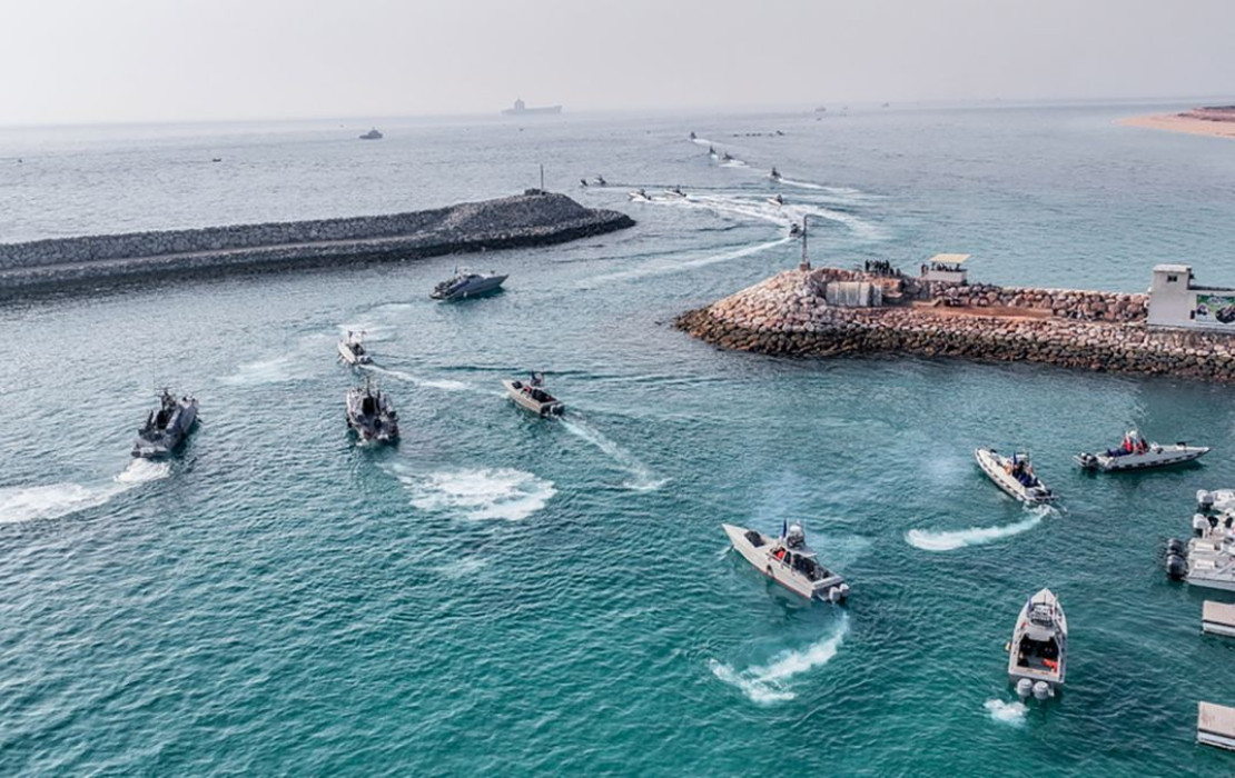 Στενά Ορμούζ: H αποκατάσταση της κυκλοφορίας ενδέχεται να διαρκέσει μήνες, εκτιμούν ειδικοί