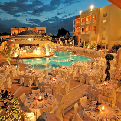 Ambassador Hotel: Μία παραμυθένια επιλογή για τη δεξίωση του γάμου σας