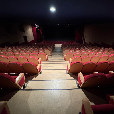 Θέατρο: «Στα καλά του καθισμένου» στο Πανόραμα την Τετάρτη 3 Δεκεμβρίου