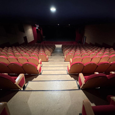 «Κατεβάζουν ρολά» τα θέατρα σήμερα Παρασκευή: Μεγάλη απεργία ηθοποιών και εργαζομένων