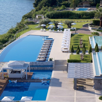 Καλοκαίρι με μοναδικές γαστρονομικές δημιουργίες στο premium Bar Restaurant Nero, του 5* Cavo Olympo στην Πλάκα Λιτοχώρου