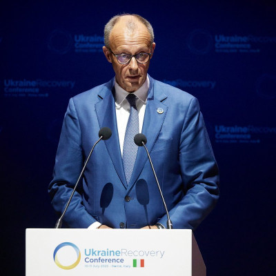 Γερμανία: Ανακουφισμένος για το τέλος του καθεστώτος Χαμενεϊ δηλώνει ο Μερτς