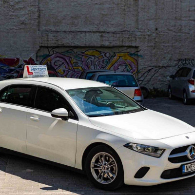 Σχολή Οδηγών Λέντζιου: Μια οικογενειακή διαδρομή με πυξίδα την οδική παιδεία