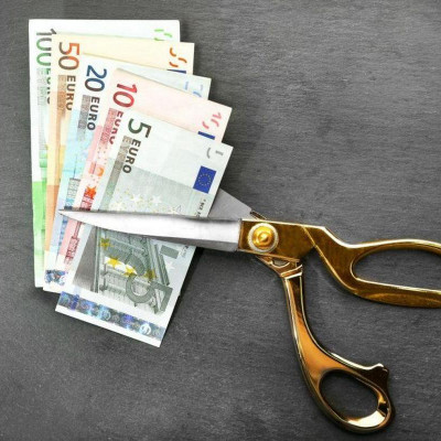 Τρόφιμα, στέγαση και μεταφορές εκτίναξαν τον πληθωρισμό