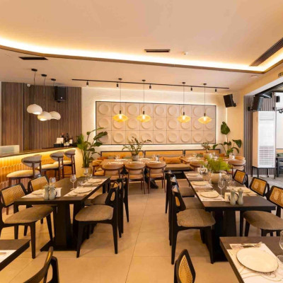 Μαντέμι: Casual Dining, Premium Γεύσεις κι αρχοντιά στον Εύοσμο