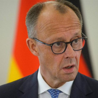 Μερτς: «Κίνδυνος περιφερειακής σύγκρουσης με το Ιράν – Μετά τον πόλεμο η βοήθεια στα Στενά του Χορμούζ»