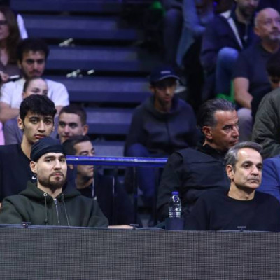 Το τένις του Τζόκοβιτς και η γιορτή της Αεροπορίας