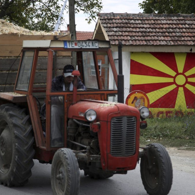 Σκάνδαλο στη Βόρεια Μακεδονία με κοινοτικές επιδοτήσεις αγροτών - Πέντε συλλήψεις για χρηματισμό