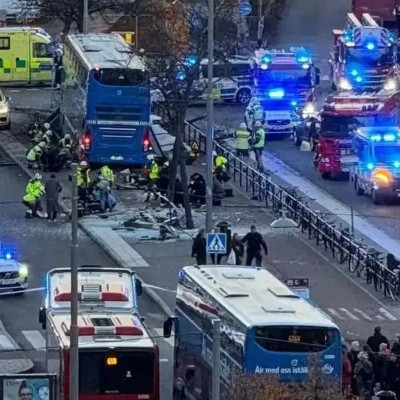 Ταυτοποιήθηκαν οι 3 γυναίκες που παρασύρθηκαν και σκοτώθηκαν από λεωφορείο στη Στοκχόλμη