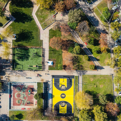 Τι είναι ο κανόνας 3-30-300 και γιατί η Θεσσαλονίκη είναι ουραγός