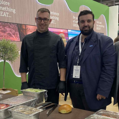 Θεσσαλονίκη-40η Philoxenia: Burger μυδιού, γαρίδας και μαύρου χοίρου κερνά η Πιερία