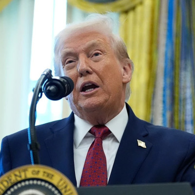 Ο Τραμπ προαναγγέλλει «προσωπική εμπλοκή» στην επιλογή του επόμενου ηγέτη του Ιράν