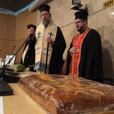 Στην κοπή της βασιλόπιτας της Βιβλιοθήκης του ΑΠΘ ο Μητροπολίτης Φιλόθεος