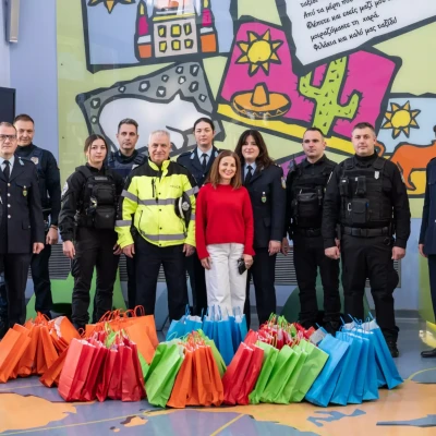 Το Υπουργείο Προστασίας του Πολίτη και η Ελληνική Αστυνομία κοντά στα παιδιά με καρκίνο