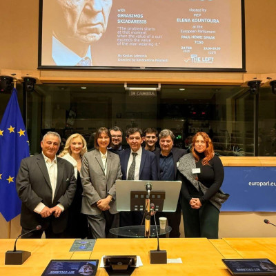 Ιστορικές στιγμές στις Βρυξέλλες: Το «Εκτός Ύλης» με τον Γ. Σκιαδαρέση στο Ευρωκοινοβούλιο (βίντεο)