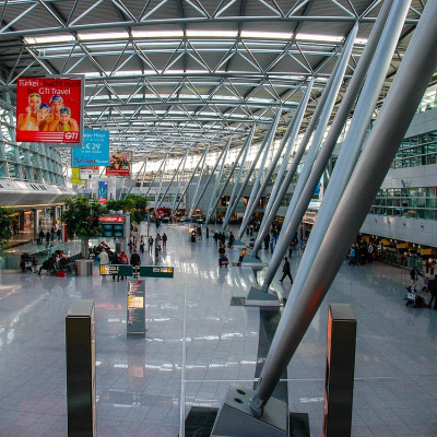 Σε κατάσταση... επαναπατρισμού οι Βρετανοί - Φεύγουν εσπευσμένα από το Άμπου Ντάμπι παρά τις επιπλοκές στις μεταφορές