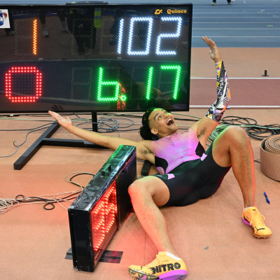 Στίβος: Τρομερός Καραλής, πέρασε τα 6,17 μέτρα - Δεύτερη καλύτερη επίδοση όλων των εποχών (βίντεο)