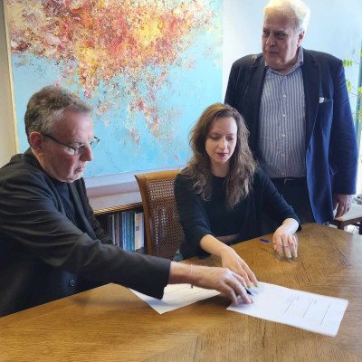 Δημοψήφισμα για τη ΔΕΘ: Από πότε η τήρηση της νομιμότητας θεωρείται εκτροπή; Του Νίκου Ηλιάδη