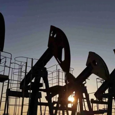 Η Ρωσία «παγώνει» τις εξαγωγές βενζίνης από την 1η Απριλίου