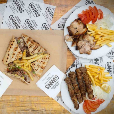 Ψητοπωλείο Γιάννης: Η σταθερή αξία της γεύσης στην Πολίχνη