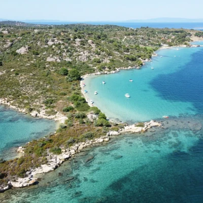 Θεσσαλονίκη: Συγκέντρωση διαμαρτυρίας στην δημοπρασία για την παραχώρηση σε ιδιώτες τριών παραλιών της Βουρβουρούς