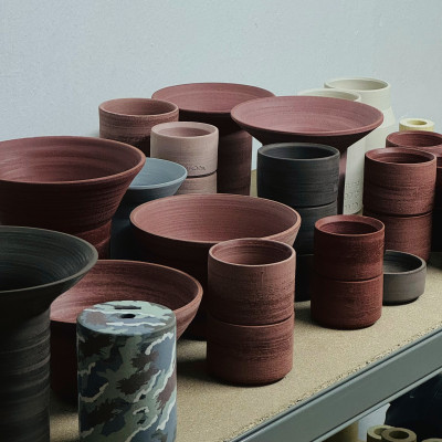 The First 100 Objects - Ατομική Έκθεση Κεραμικών του Πάνου Βασιλείου στην Toss Gallery