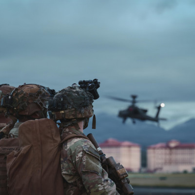 ΗΠΑ: Ο αμερικανικός στρατός ανακοινώνει την άφιξη του πλοίου αμφίβιων επιχειρήσεων Tripoli στη Μέση Ανατολή